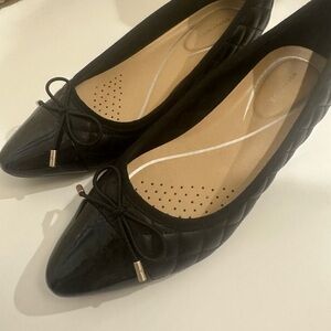 Easy Spirit Black Quilted Flats